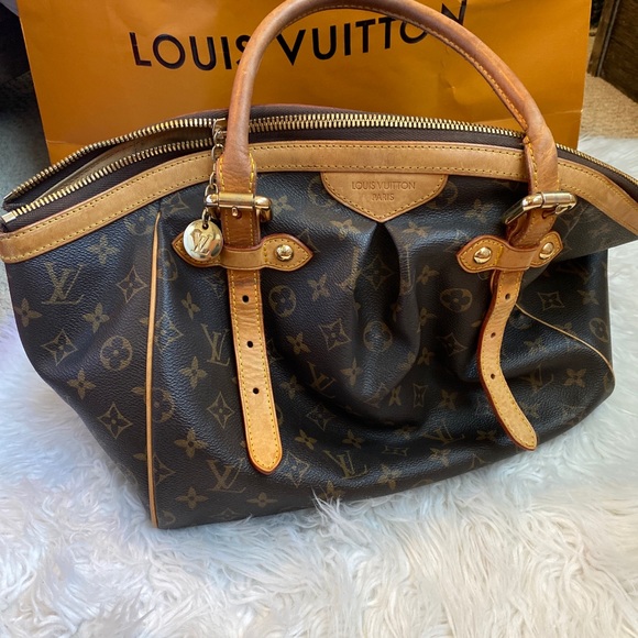 Louis Vuitton Tivoli - Picture 2 of 11